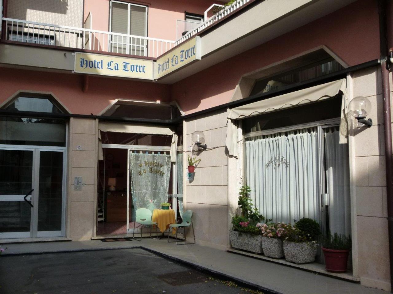 Hotel La Torre Cogoleto Exterior foto