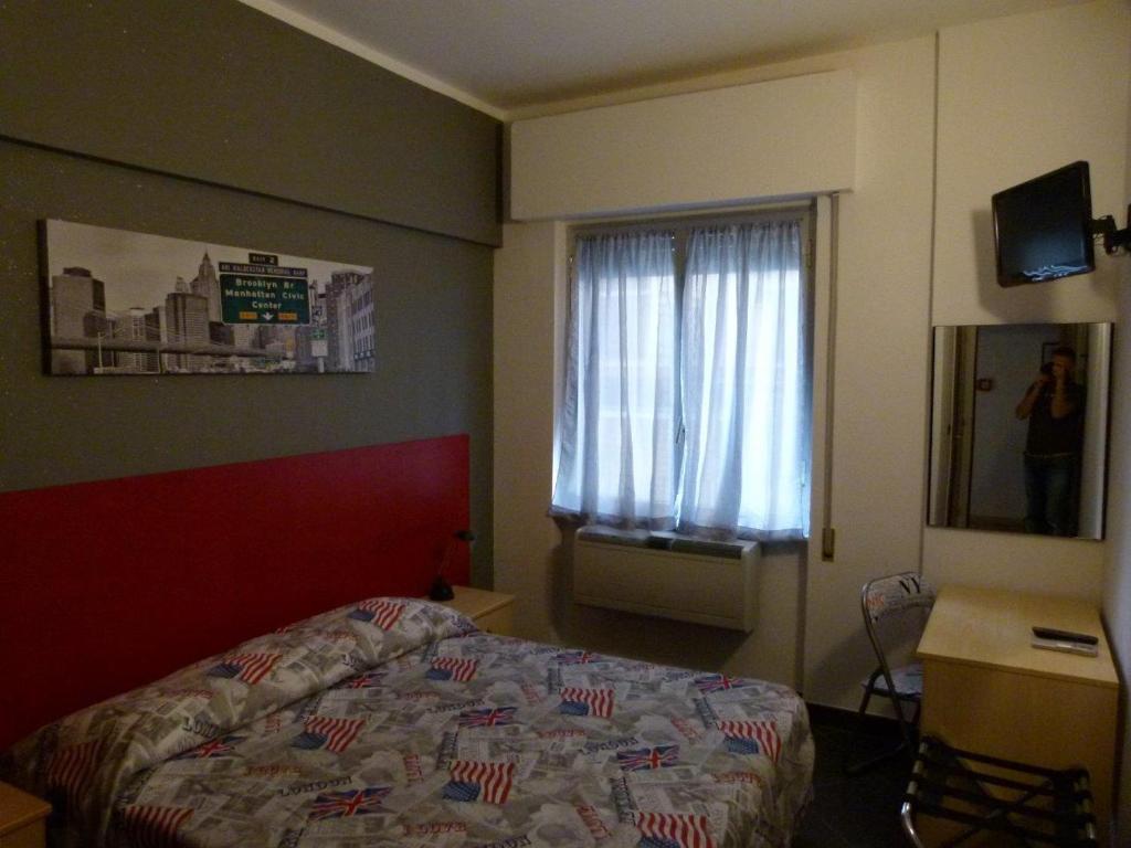 Hotel La Torre Cogoleto Zimmer foto